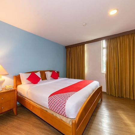 Oyo 430 Oak Valley Boutique Hotel Τζόχορ Μπάχρου Εξωτερικό φωτογραφία