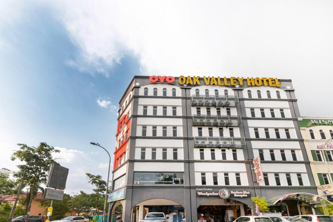 Oyo 430 Oak Valley Boutique Hotel Τζόχορ Μπάχρου Εξωτερικό φωτογραφία