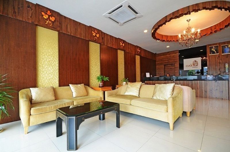 Oyo 430 Oak Valley Boutique Hotel Τζόχορ Μπάχρου Εξωτερικό φωτογραφία