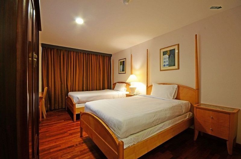 Oyo 430 Oak Valley Boutique Hotel Τζόχορ Μπάχρου Εξωτερικό φωτογραφία