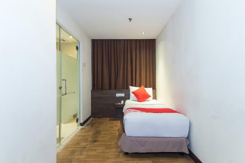 Oyo 430 Oak Valley Boutique Hotel Τζόχορ Μπάχρου Εξωτερικό φωτογραφία