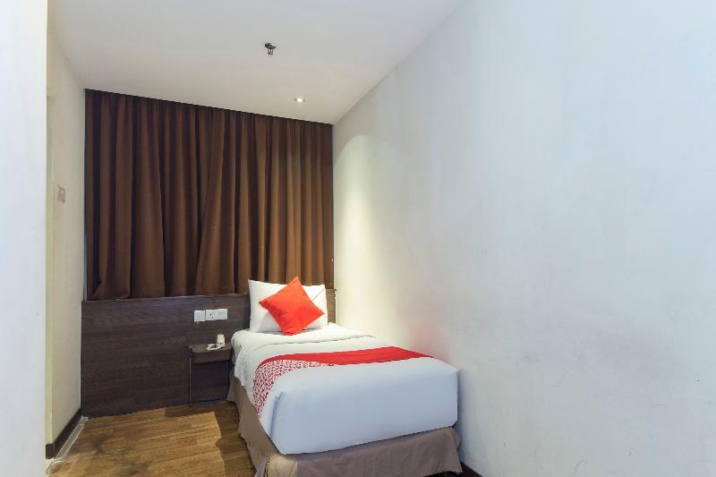 Oyo 430 Oak Valley Boutique Hotel Τζόχορ Μπάχρου Εξωτερικό φωτογραφία