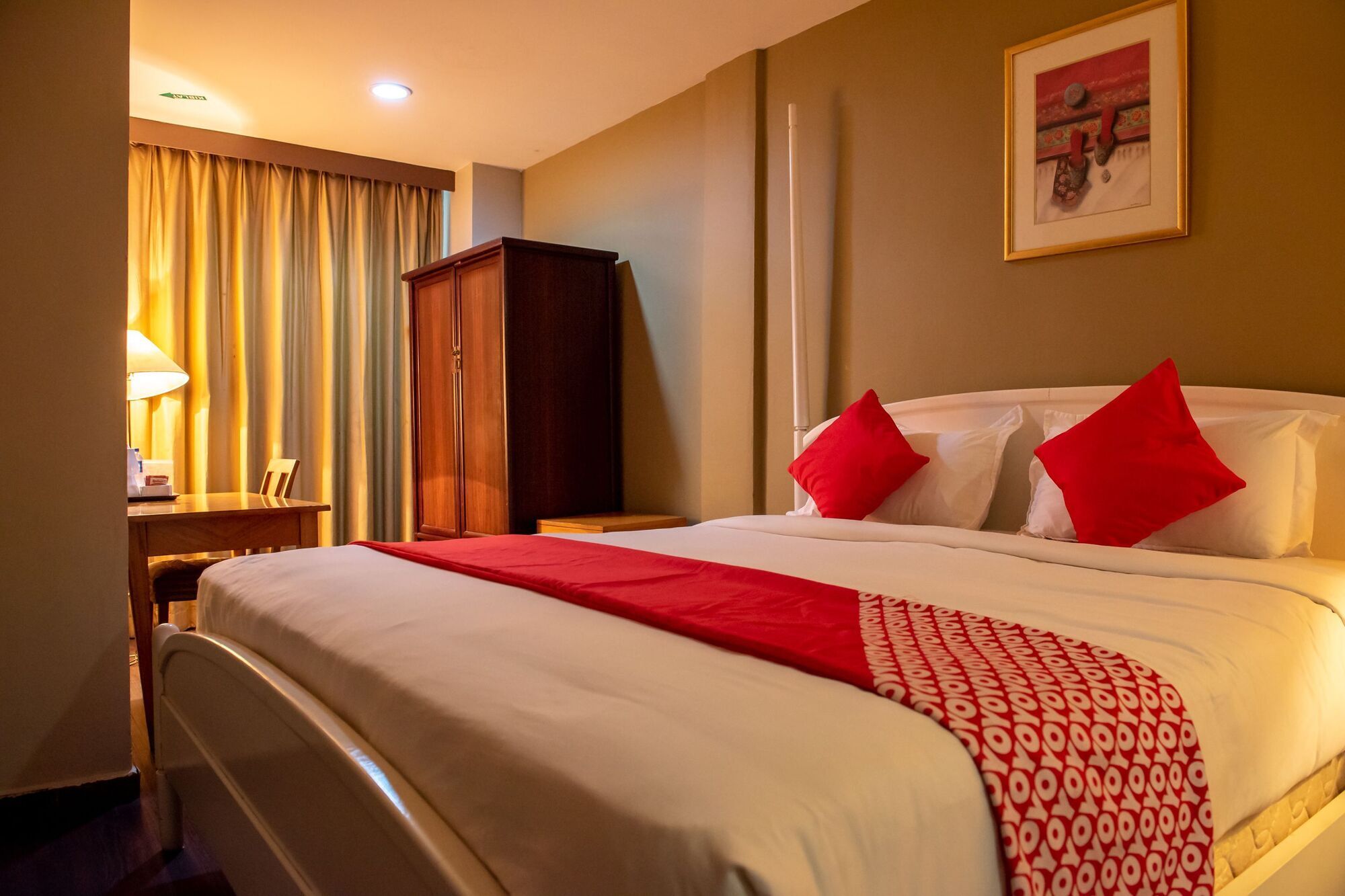 Oyo 430 Oak Valley Boutique Hotel Τζόχορ Μπάχρου Εξωτερικό φωτογραφία