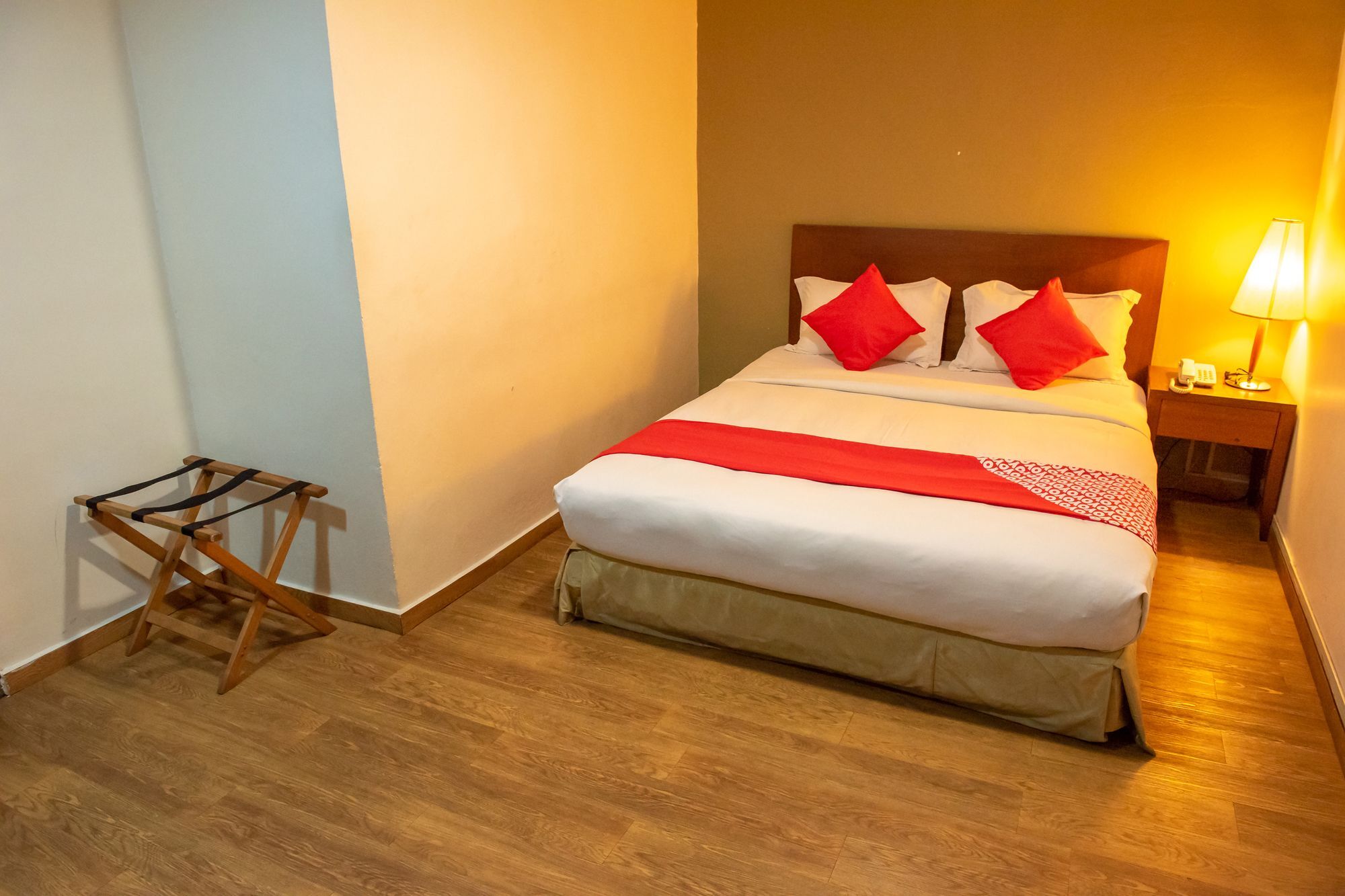 Oyo 430 Oak Valley Boutique Hotel Τζόχορ Μπάχρου Εξωτερικό φωτογραφία